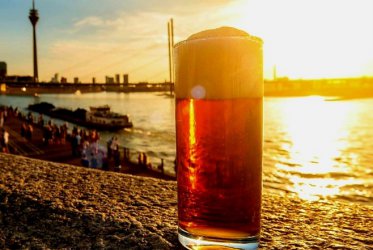 Feestelijke afsluiting - bijzondere ervaring - biertje op Borkum, op 't Wad